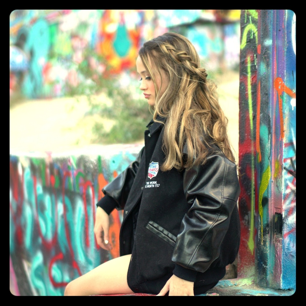 Meet your Posher, Shay